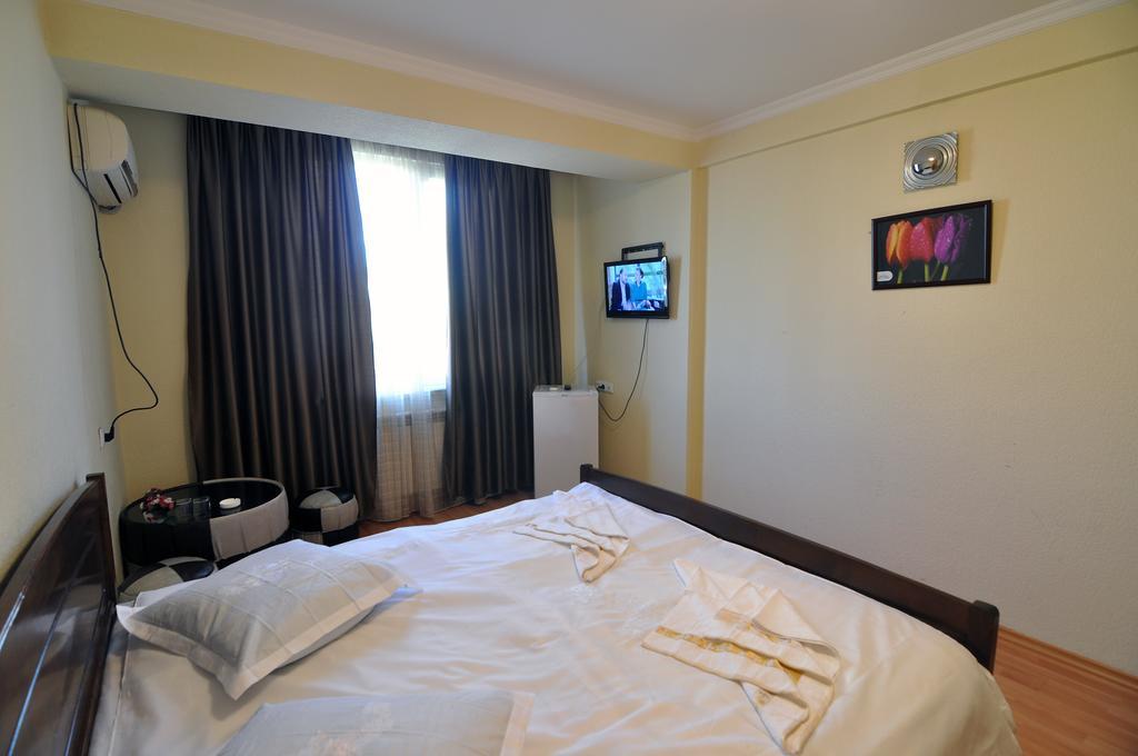 Sun Rise Hotel Tbilisi Eksteriør bilde