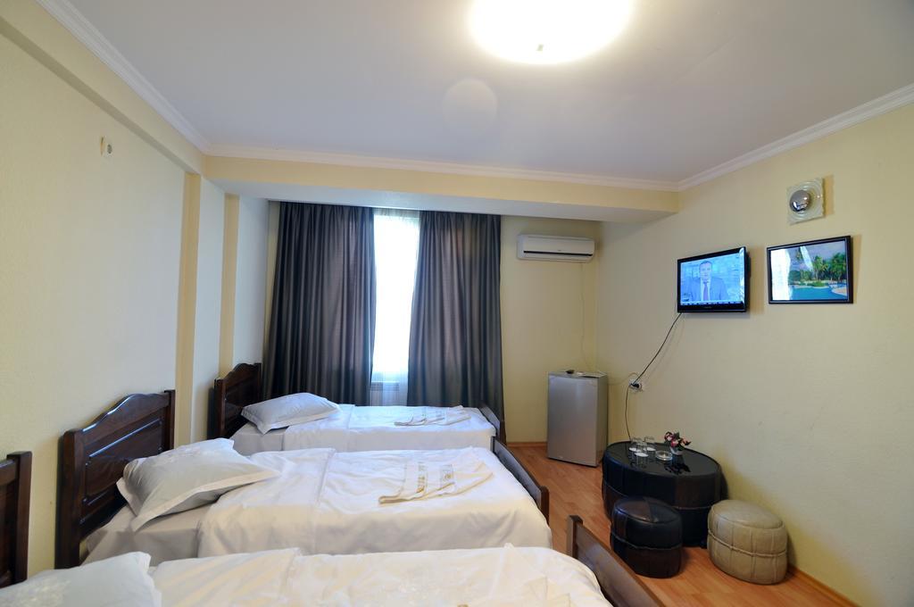 Sun Rise Hotel Tbilisi Rom bilde